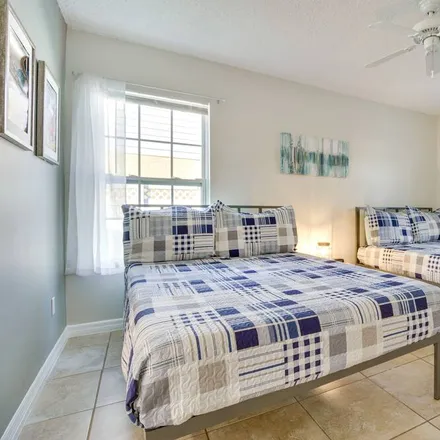 Rent this 2 bed house on Kissimmee in FL, 34741