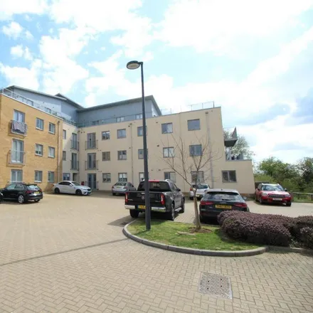 Rent this 2 bed apartment on Golden Jubilee Way in Wickford, SS12 9FT