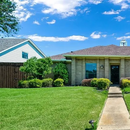 Rent this 3 bed house on 4433 Eldorado Drive in Plano, TX 75093