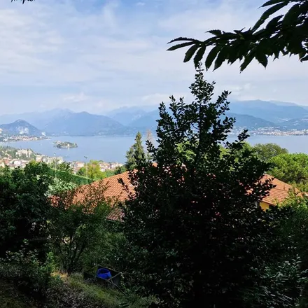 Image 2 - Stresa, Verbano-Cusio-Ossola, Italy - House for sale