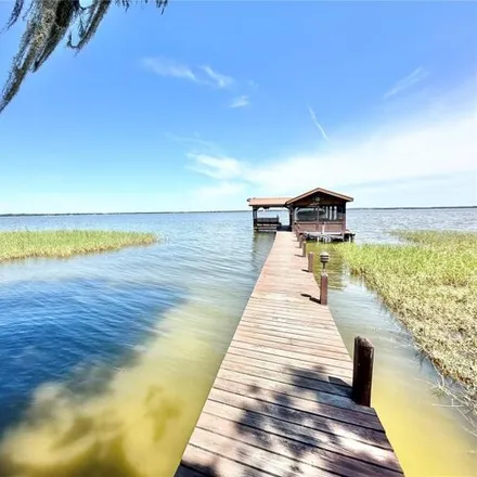 Image 7 - 175 Banning Beach Road, Tavares, FL 32778, USA - House for sale