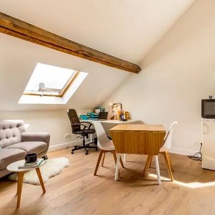 Rent this 1 bed apartment on Diestsesteenweg 44;44C in 3010 Leuven, Belgium