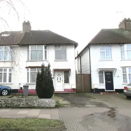 Rent this 3 bed duplex on East Lane in London, HA9 7PB