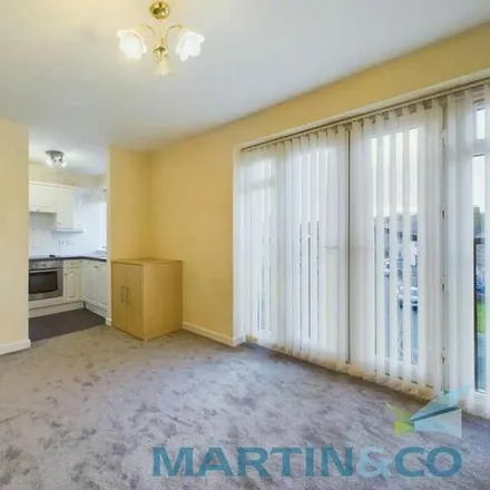 Image 3 - Woodvale Road, Liverpool, L25 8RY, United Kingdom - Apartment for sale