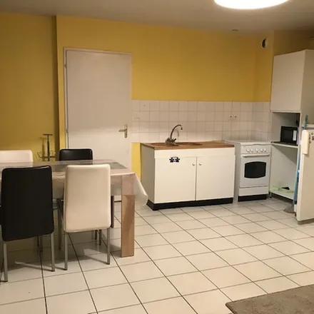 Rent this 2 bed apartment on Chemin de Rosey Est in 26100 Romans-sur-Isère, France