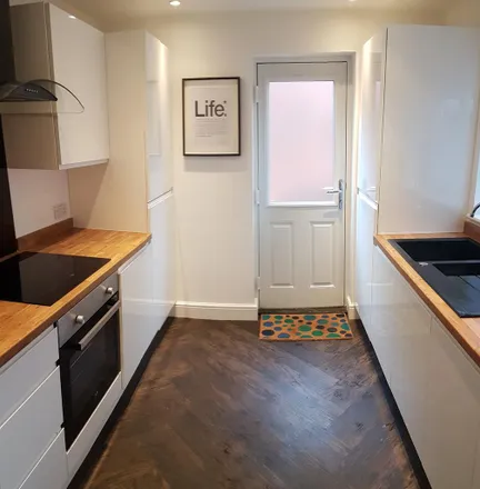 Rent this 3 bed house on Folkestone Street in Hull, HU5 1BL