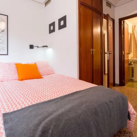 Image 3 - Carrer de Ruben Darío, 18, 46021 Valencia, Spain - Room for rent