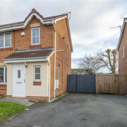 Buy this 4 bed duplex on Lingfield Close in Sefton, L30 1BB