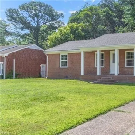Buy this 3 bed house on 4909 Morro Blvd in Portsmouth, Virginia