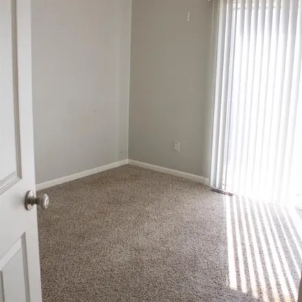 Rent this 1 bed room on 50 in 56, 58