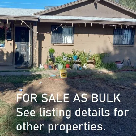 Buy this 3 bed house on 2320 North 58th Lane in Phoenix, AZ 85035