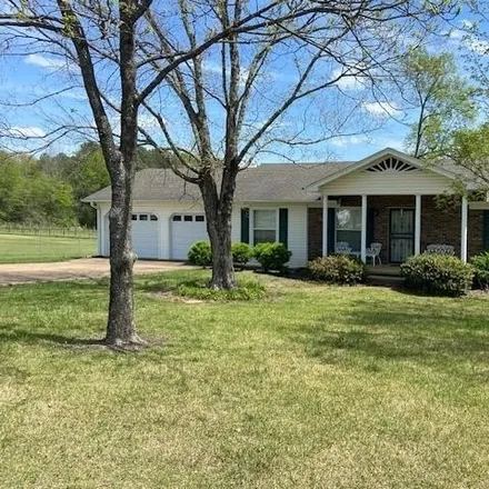 Image 5 - 6230 Highway 226, Savannah, Tennessee, 38372 - House for sale