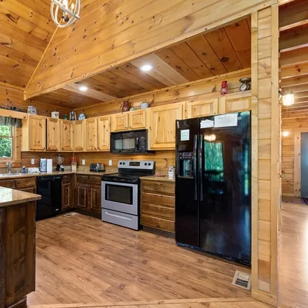 Image 3 - 1633 Little Cabin Loop, Sevier County, TN 37862, USA - House for sale
