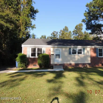 Image 1 - 515 Seminole Trail, Brookview Estates, Jacksonville, NC 28540, USA - House for rent