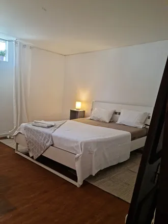 Rent this 1 bed room on R da Quinta Grande 18 in Ciclovia da Quinta Grande, Oeiras
