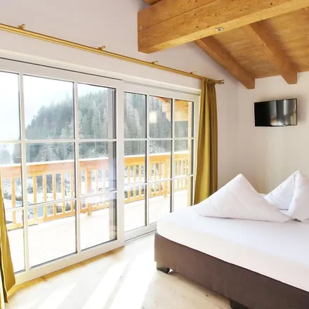 Rent this 5 bed house on Hotel Austria Saalbach in Glemmtaler Landesstraße 330, 5753 Saalbach-Hinterglemm