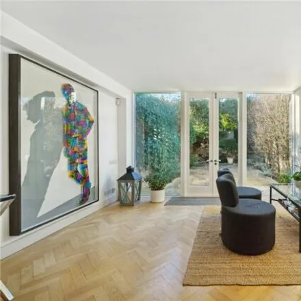 Image 4 - Perrymead Street, London, SW6 3SW, United Kingdom - Townhouse for sale