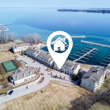 Image 4 - 729 North Dockside Circle, Suttons Bay, Leelanau County, MI 49682, USA - Condo for sale