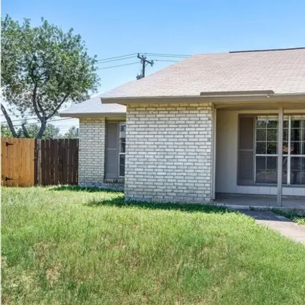 Image 5 - 4703 Echo Bend Cir, San Antonio, Texas, 78250 - House for sale