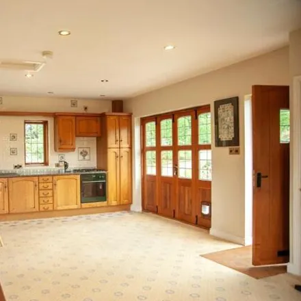 Image 5 - Woodlands Road, Llanidloes, SY18 6HU, United Kingdom - House for sale