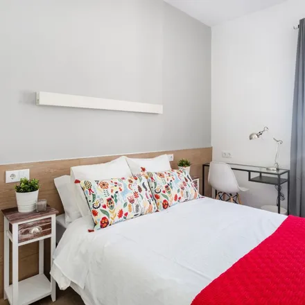 Rent this 6 bed apartment on Madrid in Calle del Mesón de Paredes, 53