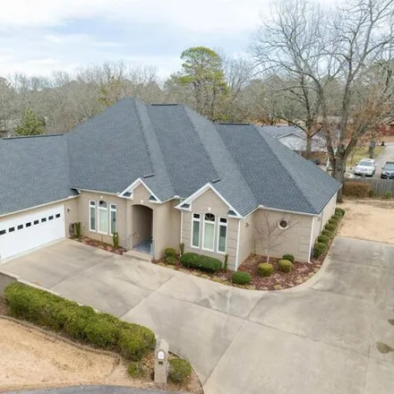 Buy this 3 bed house on 999 Dogwood Lane in Heber Springs, AR 72543