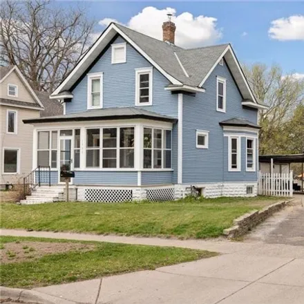 Buy this 4 bed house on 1795 Englewood Avenue in Saint Paul, MN 55104