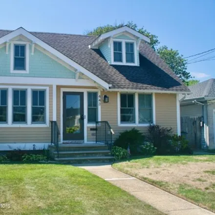 Rent this 3 bed house on 447 Euclid Avenue in Manasquan, Monmouth County