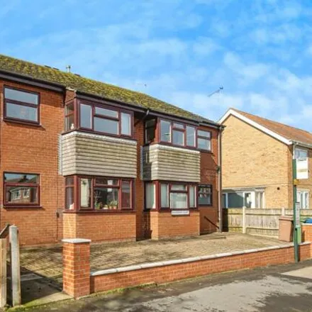 Buy this 2 bed apartment on Carrington Avenue in Hornsea, HU18 1JQ