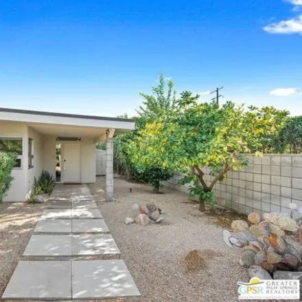 Image 5 - 554 North Calle Marcus, Palm Springs, CA 92262, USA - House for sale