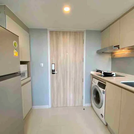 Rent this 1 bed apartment on Soi Naradhiwas Rajanagarindra 13 in Akhan Songkhro, Sathon District