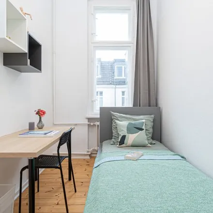 Rent this 3 bed room on Kurfürstendamm 209 in 10719 Berlin, Germany