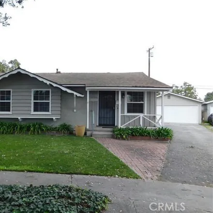 Rent this 3 bed house on 21401 Alburtis Avenue in Lakewood, CA 90715