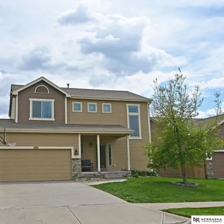 Buy this 4 bed house on 4573 Waterford Avenue in Sarpy County, NE 68133