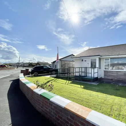 Image 1 - Lazenby Avenue, Fleetwood, FY7 8QH, United Kingdom - House for sale