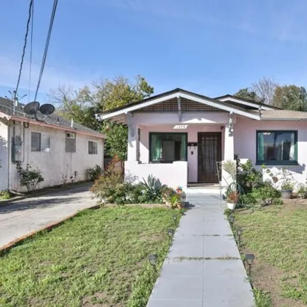Buy this 2 bed house on 1279 Palm Street in San Jose, CA 95110