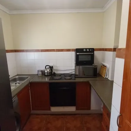 Rent this 2 bed townhouse on Ben Schoeman Highway in Clubview East, Centurion