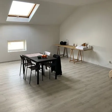 Rent this 1 bed apartment on Rue du Lavoir 21 in 6001 Marcinelle, Belgium