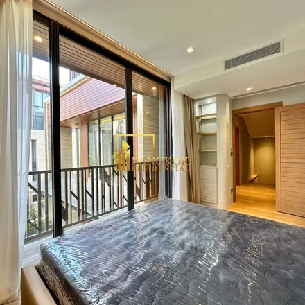 Rent this 1 bed apartment on เย็นอากาศ 2 แยก 3-2 in Yan Nawa District, Bangkok 10120