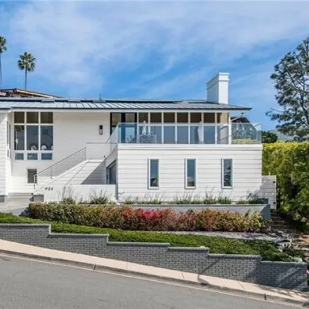 Rent this 3 bed house on 934 Shamrock Road in Emerald Bay, Laguna Beach