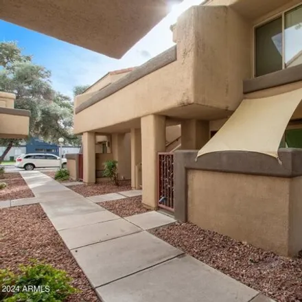 Image 3 - 1462 West Emerald Avenue, Mesa, AZ 85202, USA - House for sale