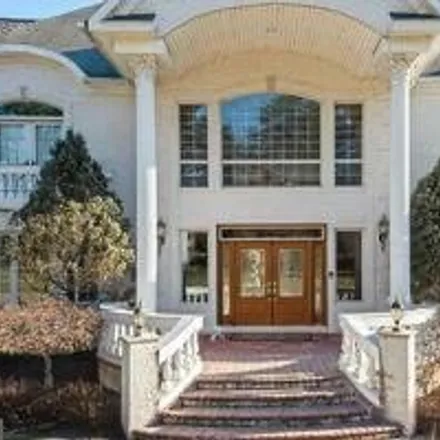 Image 2 - 10521 Alloway Drive, Potomac, MD 20854, USA - House for sale