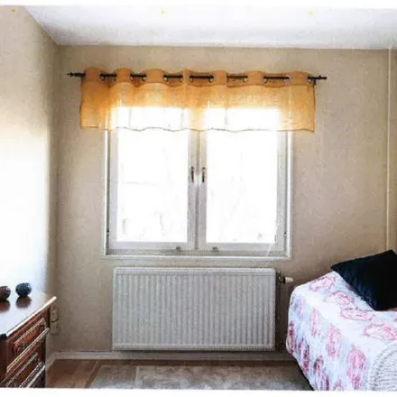 Rent this 3 bed apartment on Prästgårdsgränd 13 in 125 44 Stockholm, Sweden