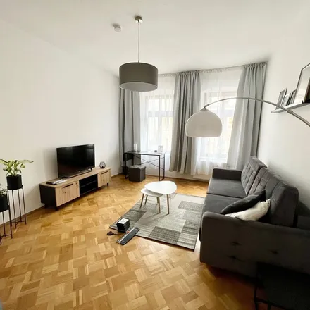 Rent this 3 bed apartment on Natonekstraße 28 in 04155 Leipzig, Germany