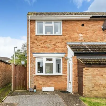 Buy this 2 bed house on Thirlmere Gardens in Flitwick, MK45 1QX