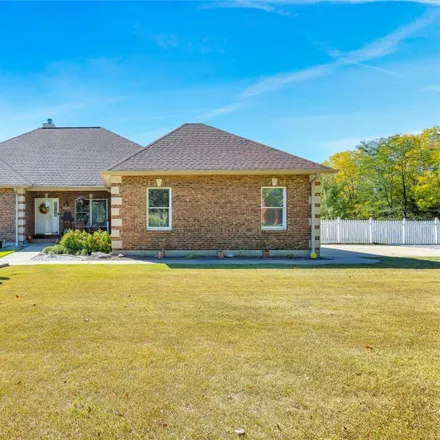 Buy this 5 bed house on 142 Blue Goose Road in Lincoln County, MO 63379