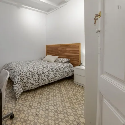 Rent this 7 bed room on Carrer de Sant Pere Més Alt in 51, 08003 Barcelona