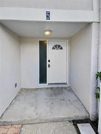 Image 2 - 2751 S Pines Dr Apt 5, Largo, Florida, 33771 - House for sale