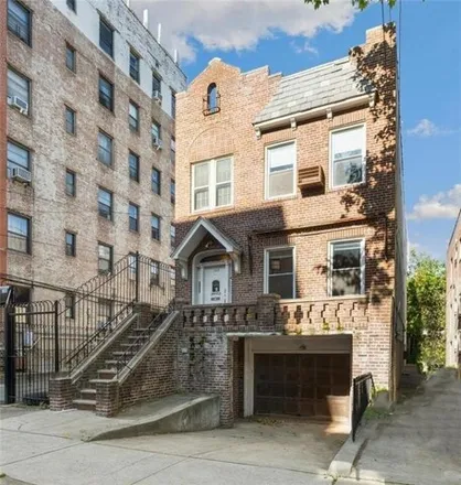 Buy this studio house on 1515 East 27th Street in New York, NY 11229