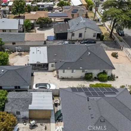 Image 1 - 13318 Terra Bella Street, Los Angeles, CA 91331, USA - House for sale